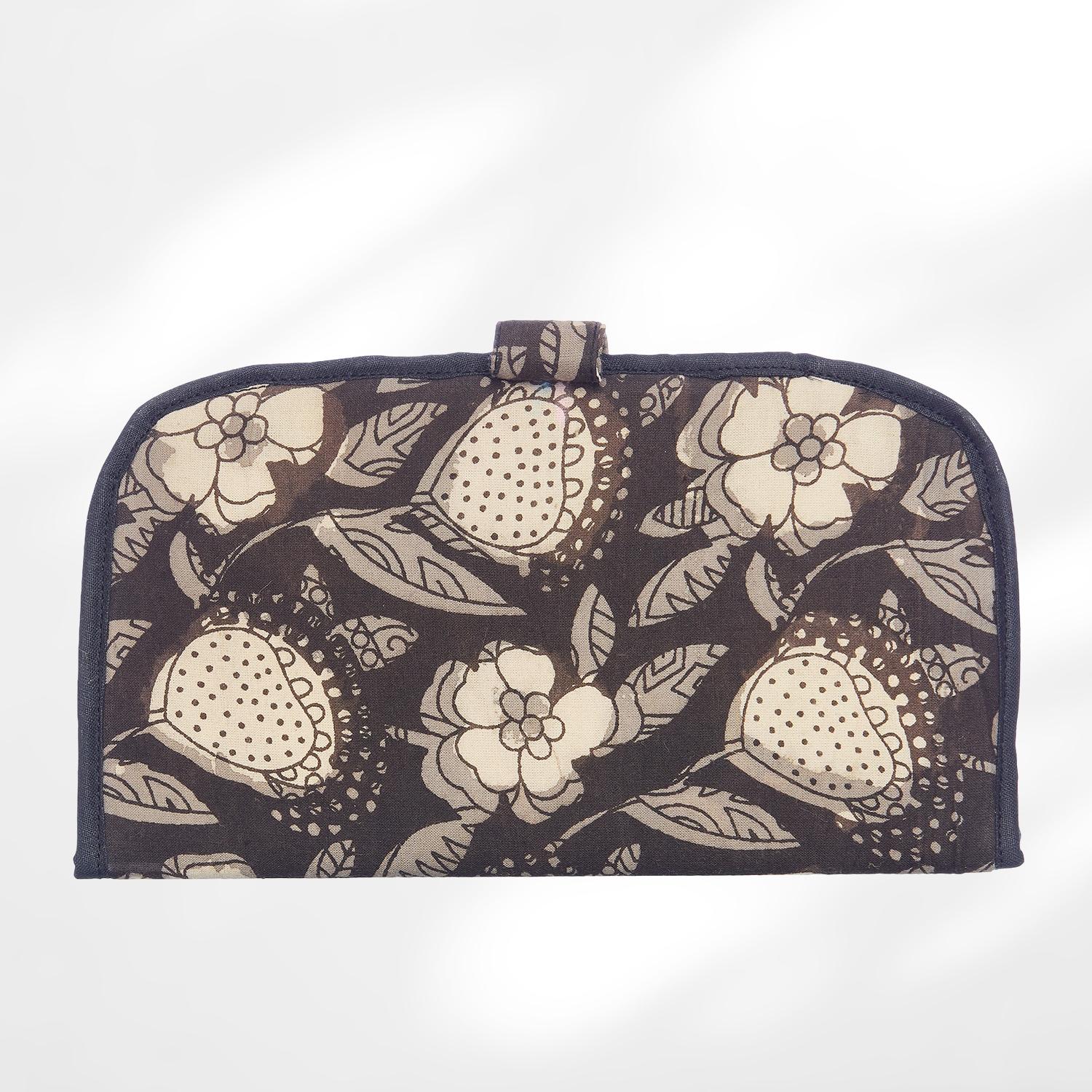 #colour_Black Fruit Print Fabric Flat Wallet
