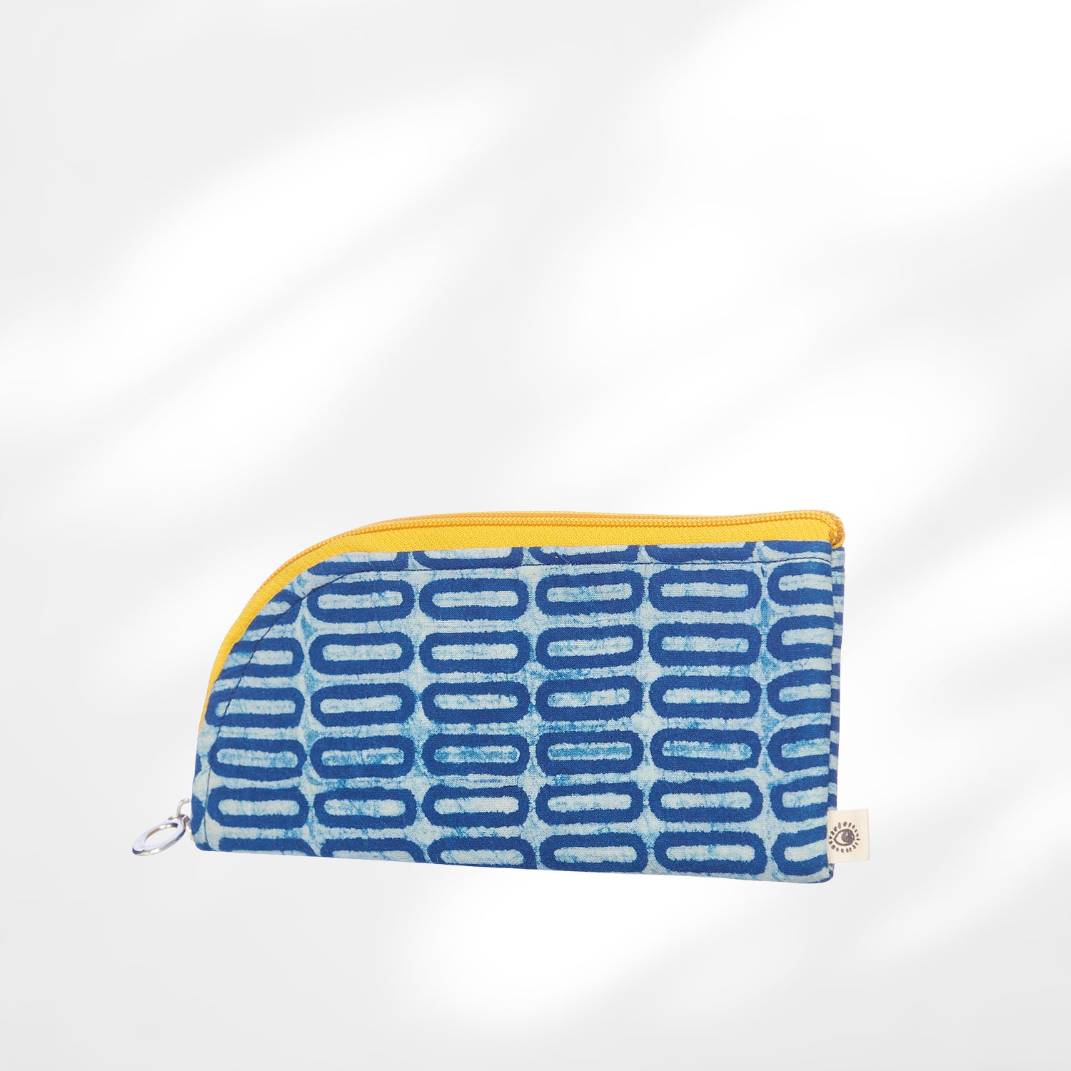 #colour_Indigo Loop Eyewear Case