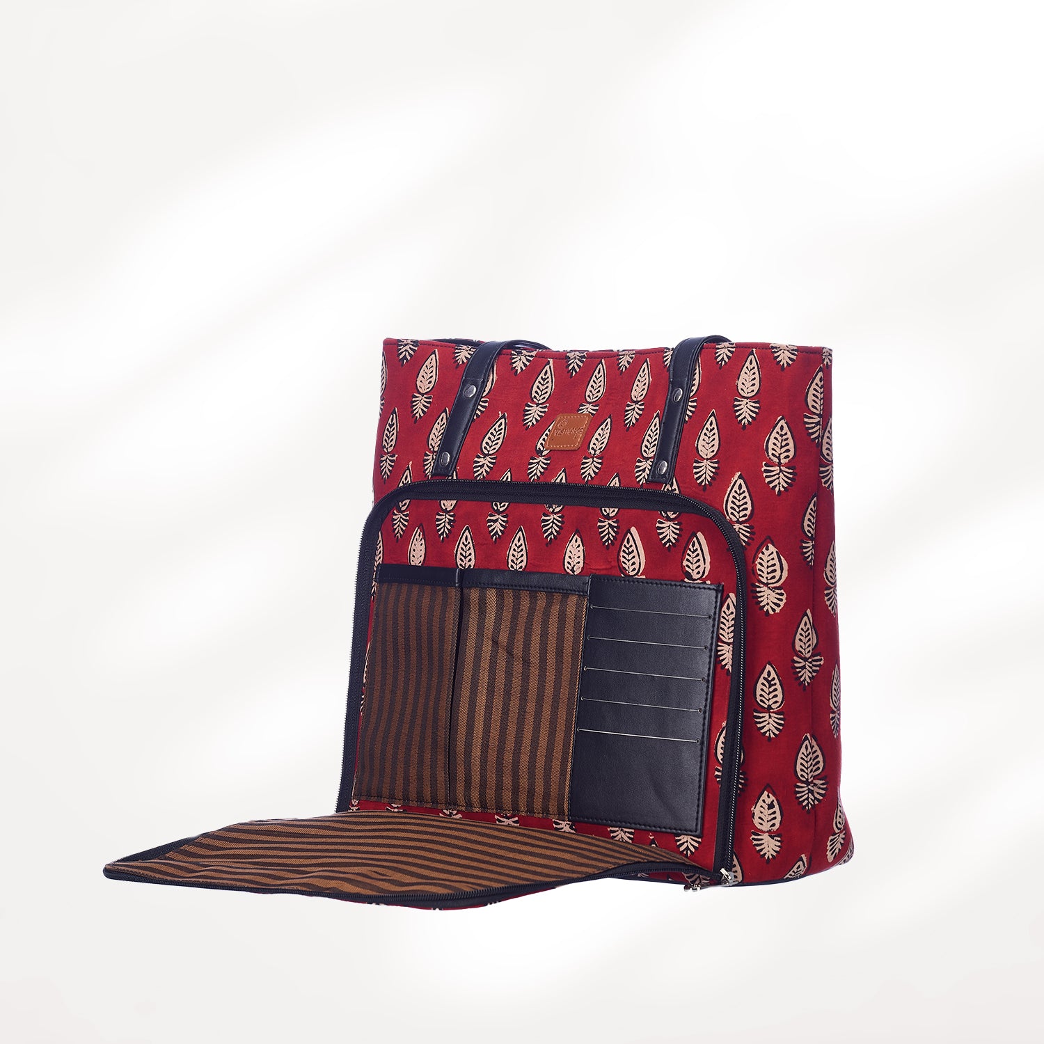 #colour_Red Leaf Organizer Tote