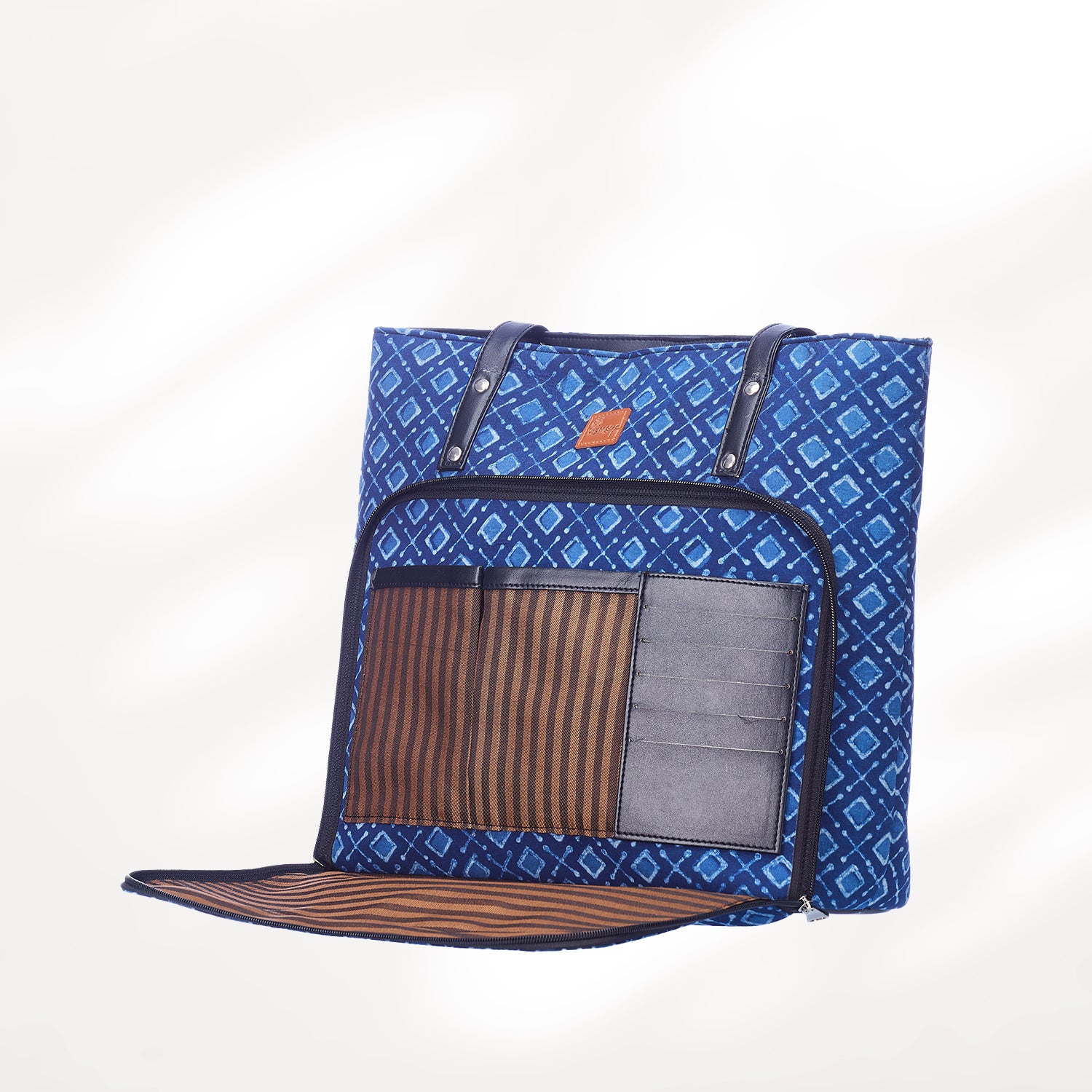 #colour_Indigo Diamond Organizer Tote