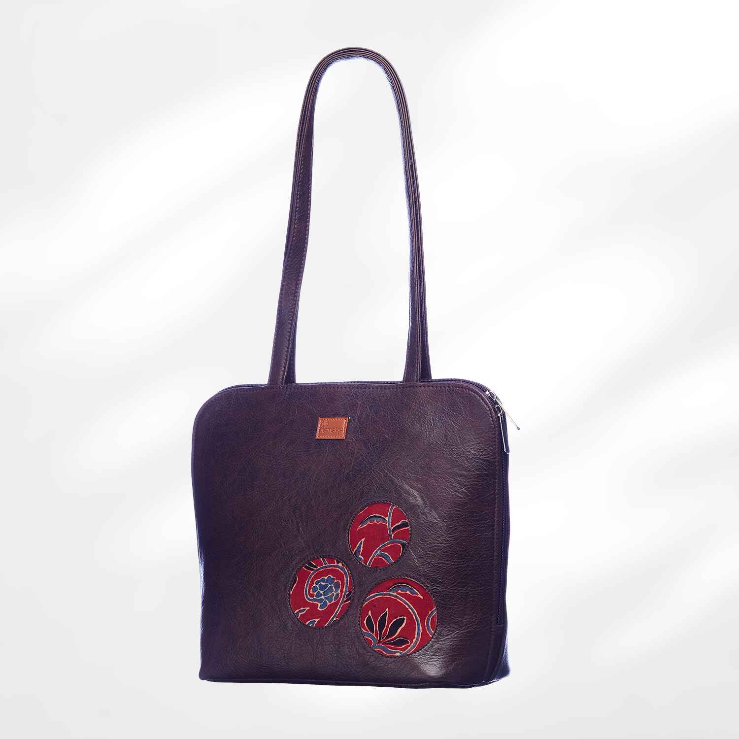 Round Corner Leather
Cutwork Bags