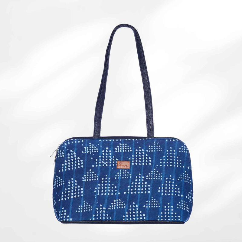 #colour_Indigo Print Round Corner Shoulder Bag